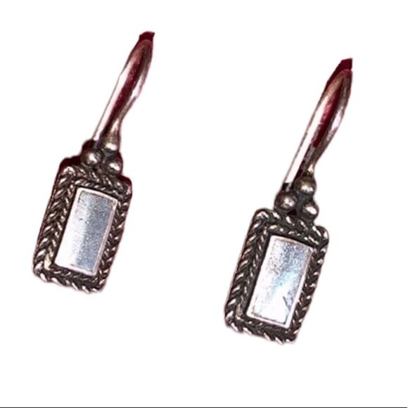 6 Pairs of Pierced ear dangly Earrings - Picture 5 of 10